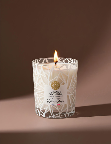 Bougie Végétale 180 g Orange Cannelle ; un mélange d'agrumes et d'épices.